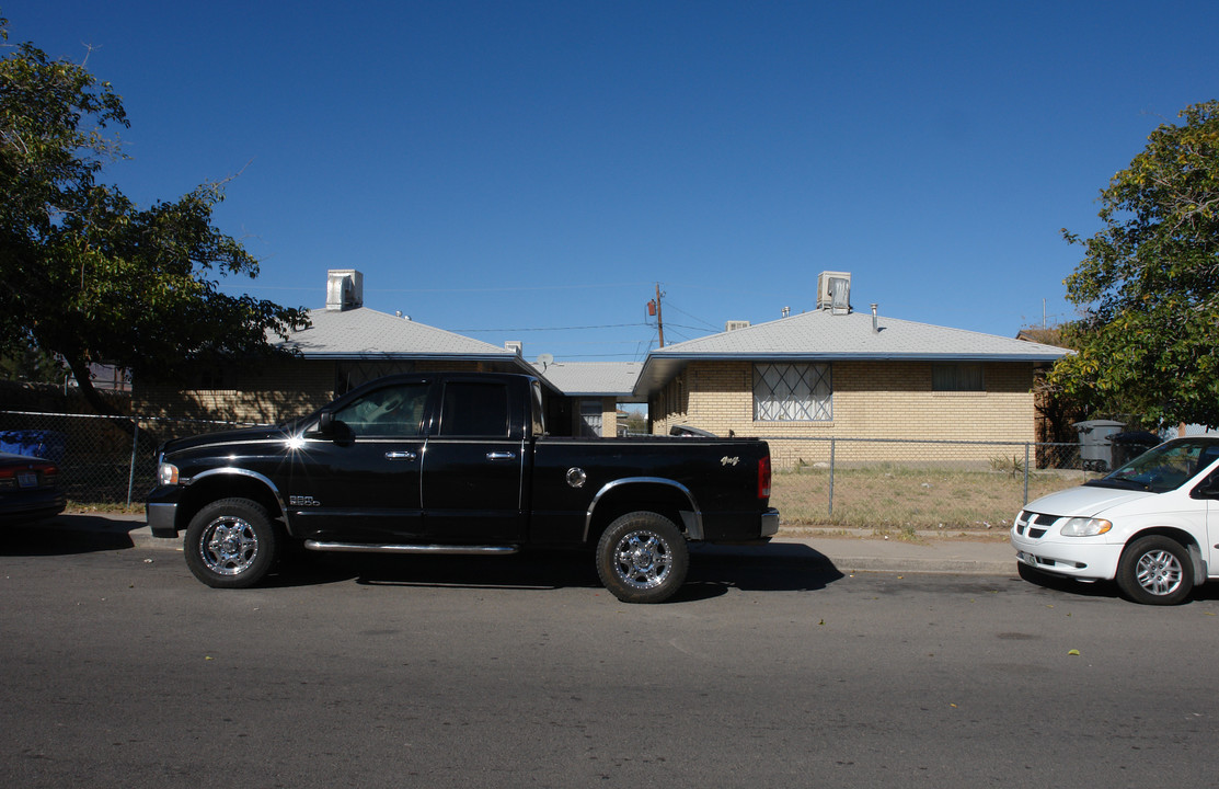 4015 Truman Ave in El Paso, TX - Building Photo