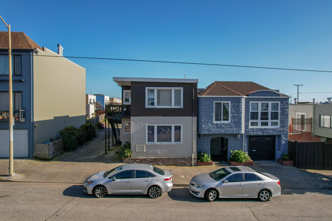 3631 Judah St in San Francisco, CA - Foto de edificio - Building Photo