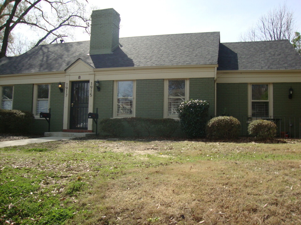 1915 Peabody Ave in Memphis, TN - Building Photo