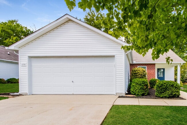 property at 2735 Sutherland Dr