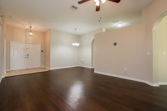 2419 Hamlet Cir in Lakeland, FL - Building Photo - Building Photo