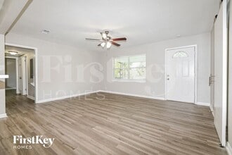 5310 Kingsbury St in Jacksonville, FL - Building Photo - Building Photo