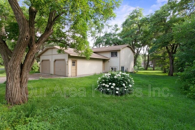 property at 18 Sunset Dr E
