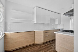 4308 E 4th St, Unit 03 in Long Beach, CA - Foto de edificio - Building Photo