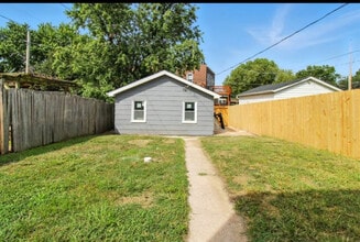 6451 S Kingshighway Blvd in St. Louis, MO - Building Photo - Building Photo