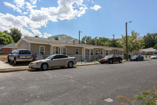 8909 W 2800 S Apartments