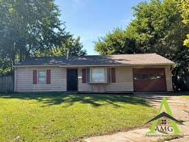 8815 Calbert Ct in Indianapolis, IN - Building Photo