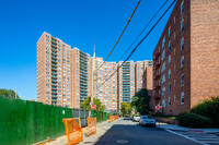 Philip Howard Apartments in Brooklyn, NY - Foto de edificio - Building Photo