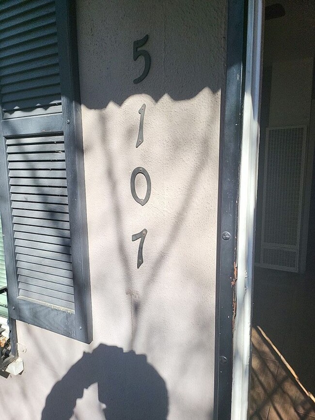 5107 20th St in Los Angeles, CA - Building Photo - Building Photo