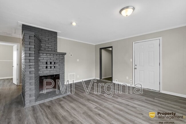 property at 8109 Diggs Rd