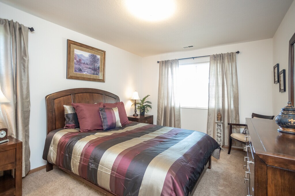 Kensington Village Zanesville, OH Apartments