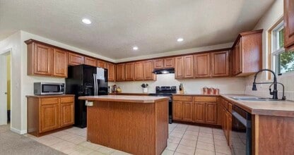 9716 W Homewood Dr in Boise, ID - Building Photo - Building Photo