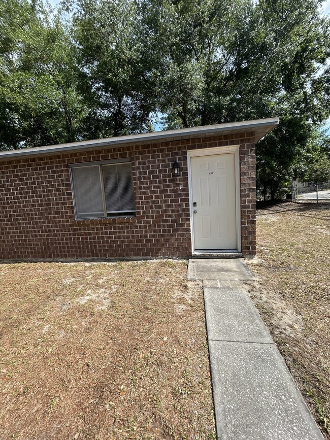 property at 525 S Central Ave