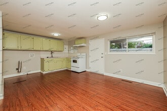 4500 Henrich Dr in Dayton, OH - Building Photo - Building Photo