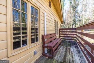 1570 Spring Ln NW in Atlanta, GA - Building Photo - Building Photo