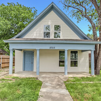 2723 Avenue E in Fort Worth, TX - Building Photo - Building Photo