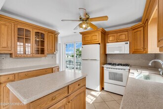 21 Anegada Ave in Toms River, NJ - Building Photo - Building Photo