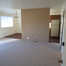 1630 S Von Elm St, Unit 3 in Pocatello, ID - Foto de edificio - Building Photo