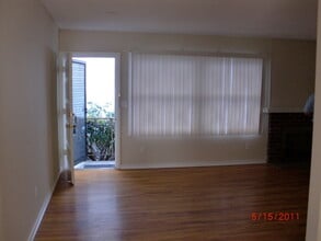 1712 Barry Ave, Unit Unit 1 in Los Angeles, CA - Building Photo - Building Photo