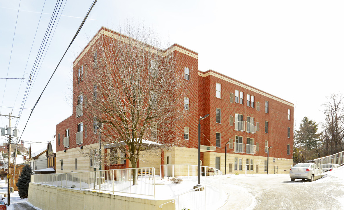 Ormsby Manor in Pittsburgh, PA - Building Photo