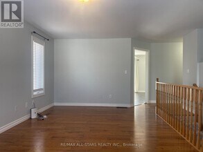 39 McGibbon Blvd in Kawartha Lakes, ON - Building Photo - Building Photo