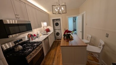 54 Saxton St, Unit 2 in Boston, MA - Building Photo - Building Photo