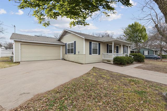 416 N Oak St in McKinney, TX - Building Photo - Building Photo