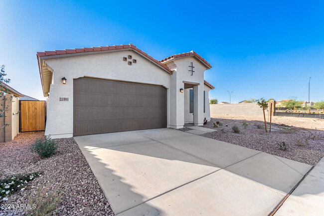 21591 W Papago St in Buckeye, AZ - Building Photo - Building Photo