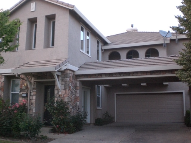 11779 Bagota Way in Rancho Cordova, CA - Building Photo