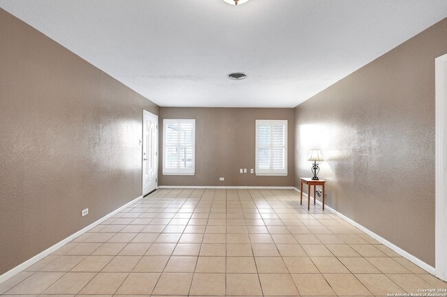 358 Saratoga Dr in San Antonio, TX - Building Photo - Building Photo