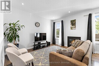3532 River Run Ave in Ottawa, ON - Building Photo - Building Photo