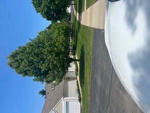 2419 Sheehan Dr in Naperville, IL - Building Photo - Building Photo