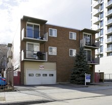 Victorian Apartments in Calgary, AB - Building Photo