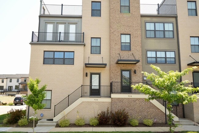 property at 926 Orion Ln