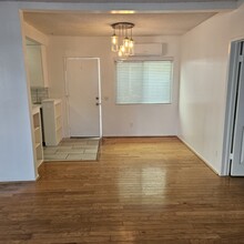 39 Catamaran St, Unit 1 in Marina Del Rey, CA - Building Photo - Building Photo