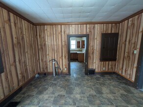 516 10th St in Elkhart, IN - Foto de edificio - Building Photo