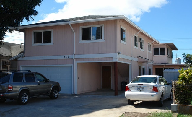 716 Hausten St in Honolulu, HI - Building Photo - Building Photo