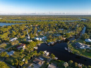 3842 SW St Lucie Ln in Palm City, FL - Building Photo - Building Photo