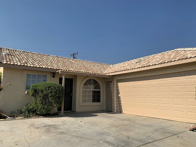 12675 Inaja St in Desert Hot Springs, CA - Building Photo - Building Photo