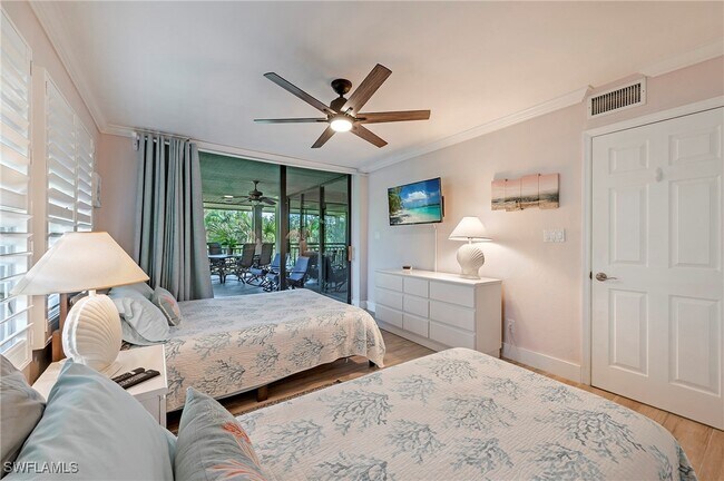 3661 Wild Pines Dr in Bonita Springs, FL - Foto de edificio - Building Photo
