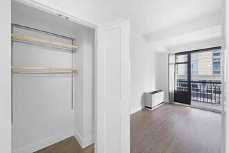 333 E 91st St in New York, NY - Building Photo - Building Photo