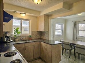 Brentwood Apartments in Trenton, MI - Building Photo - Building Photo