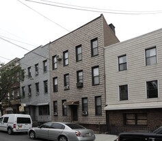 409 Humboldt St in Brooklyn, NY - Building Photo