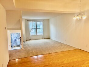 1965 Oakwood Way in Pomona, CA - Building Photo - Building Photo