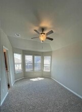 125 Sun Grv Trl in Andice, TX - Building Photo - Building Photo