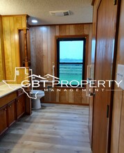 147 Lcr 832 in Donie, TX - Building Photo - Building Photo