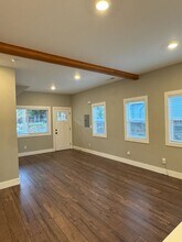 8227 N Hartman St in Portland, OR - Building Photo - Building Photo