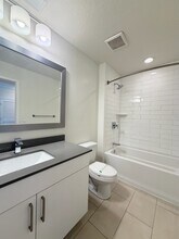 342 NE 26th Ter, Unit S3 in Miami, FL - Foto de edificio - Building Photo