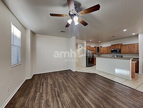 15424 W Poinsettia Dr in Surprise, AZ - Foto de edificio - Building Photo