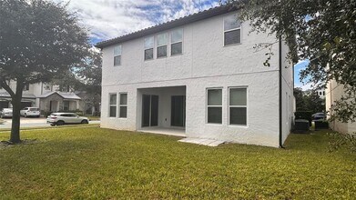 12821 Westside Vlg Lp in Windermere, FL - Building Photo - Building Photo